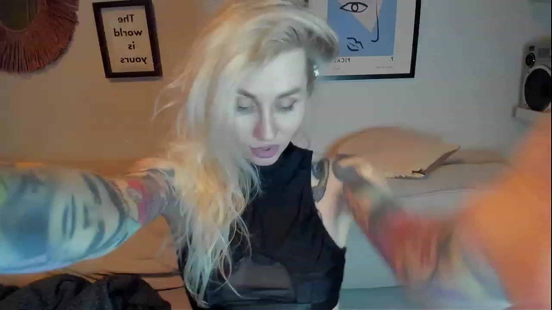 Gallery image thumbnail from Alexa_Smithhh's myfreecams stream on, 02/13/2024, 19:30 image 18 of 20