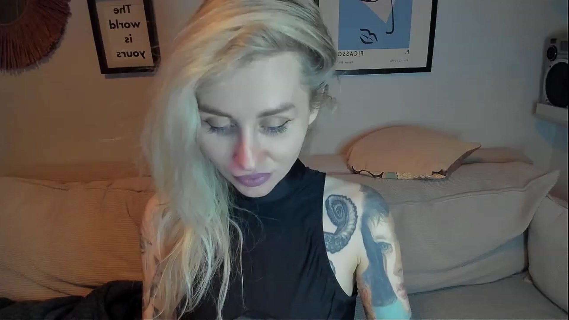 Gallery image thumbnail from Alexa_Smithhh's myfreecams stream on, 02/13/2024, 19:30 image 6 of 20