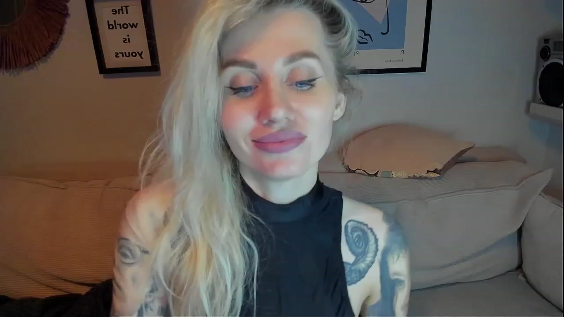 Gallery image thumbnail from Alexa_Smithhh's myfreecams stream on, 02/13/2024, 19:30 image 3 of 20