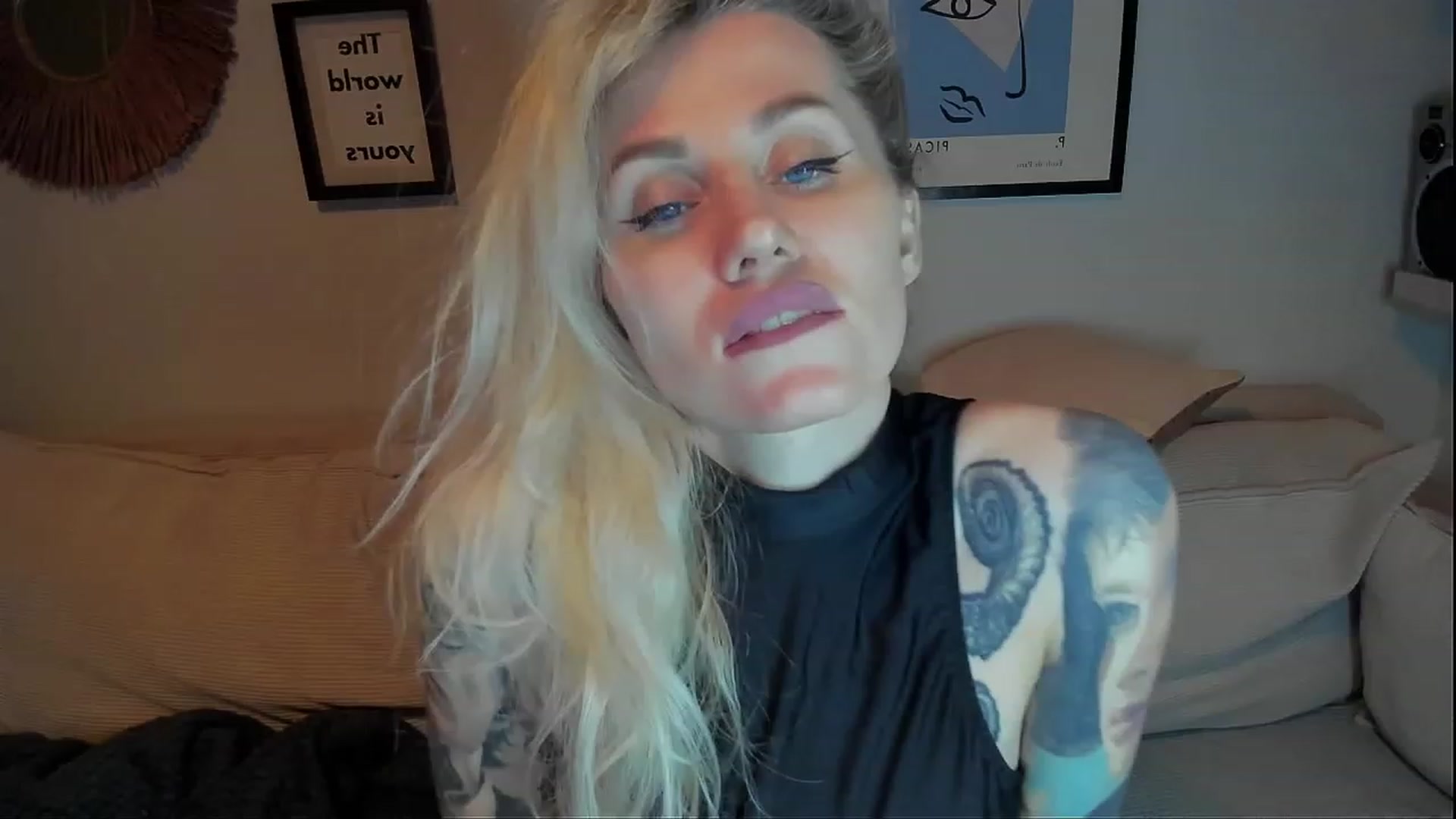 Gallery image thumbnail from Alexa_Smithhh's myfreecams stream on, 02/13/2024, 19:30 image 20 of 20