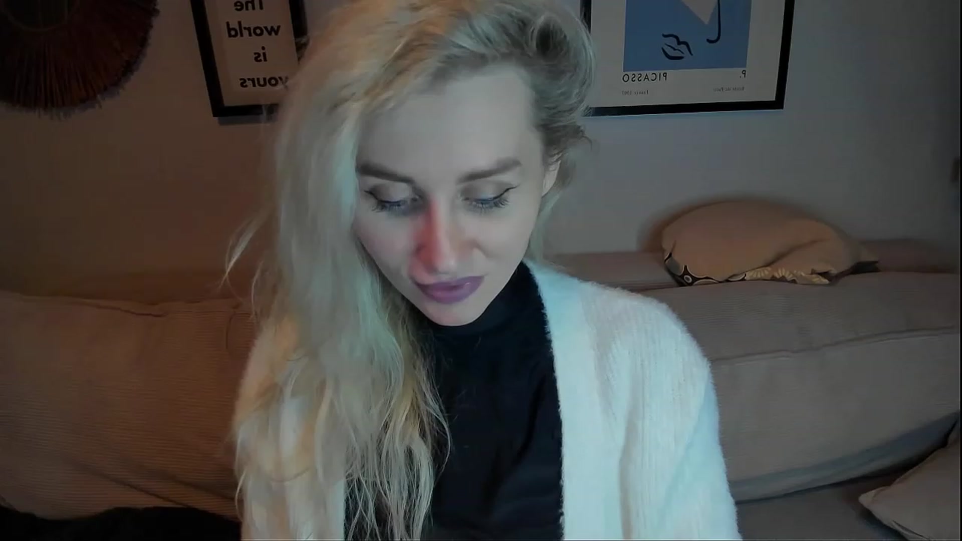 Gallery image thumbnail from Alexa_Smithhh's myfreecams stream on, 02/13/2024, 20:22 image 16 of 20
