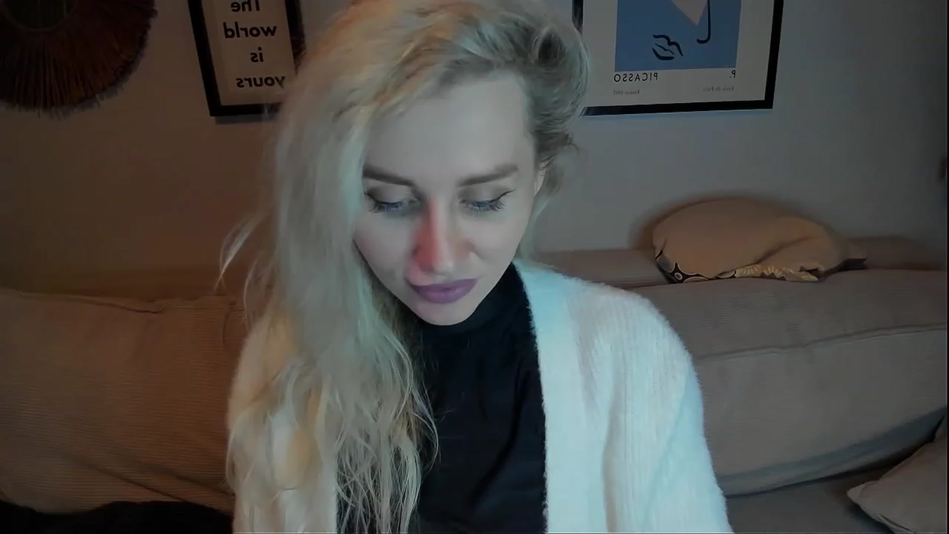 Gallery image thumbnail from Alexa_Smithhh's myfreecams stream on, 02/13/2024, 20:22 image 19 of 20