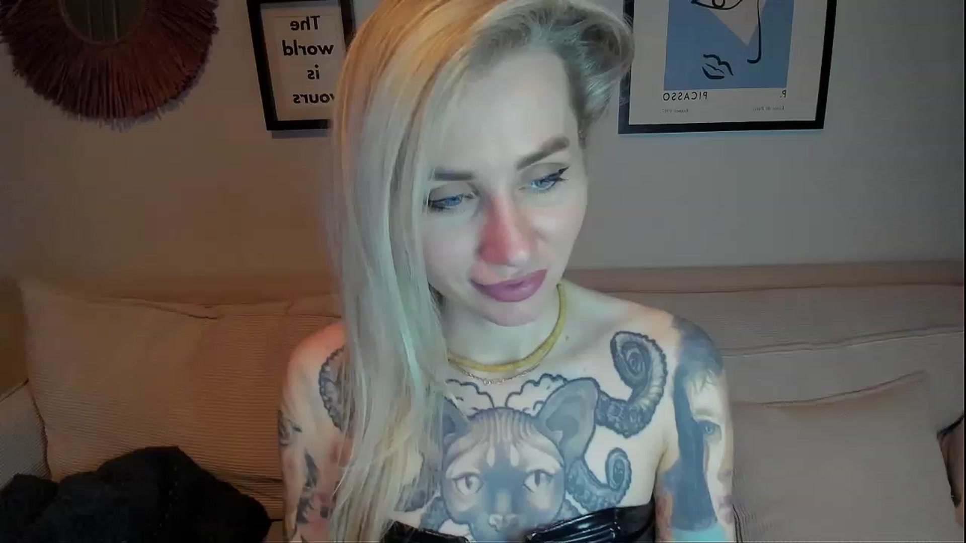 Gallery image thumbnail from Alexa_Smithhh's myfreecams stream on, 02/15/2024, 18:22 image 8 of 20
