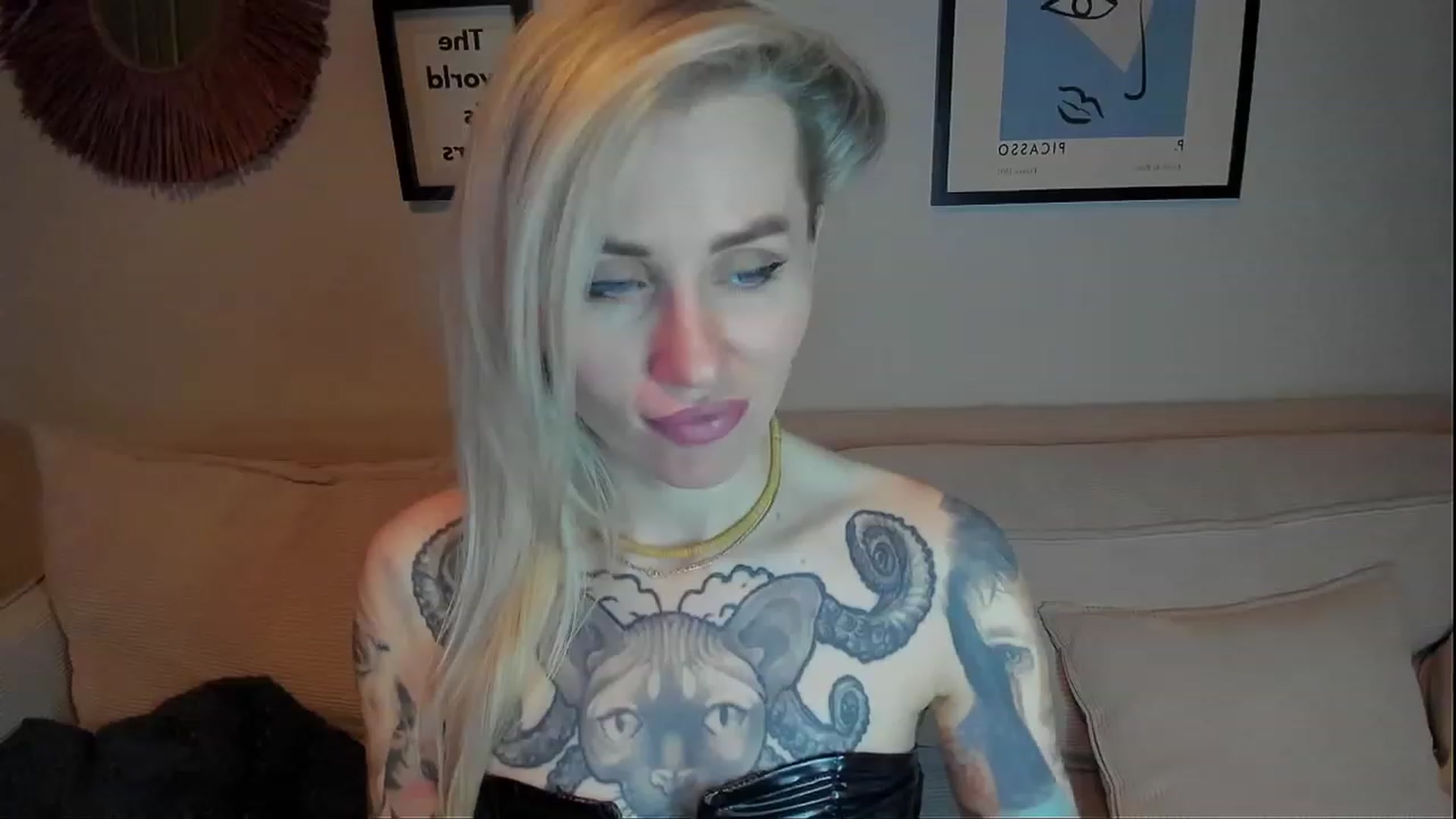 Gallery image thumbnail from Alexa_Smithhh's myfreecams stream on, 02/15/2024, 18:22 image 15 of 20