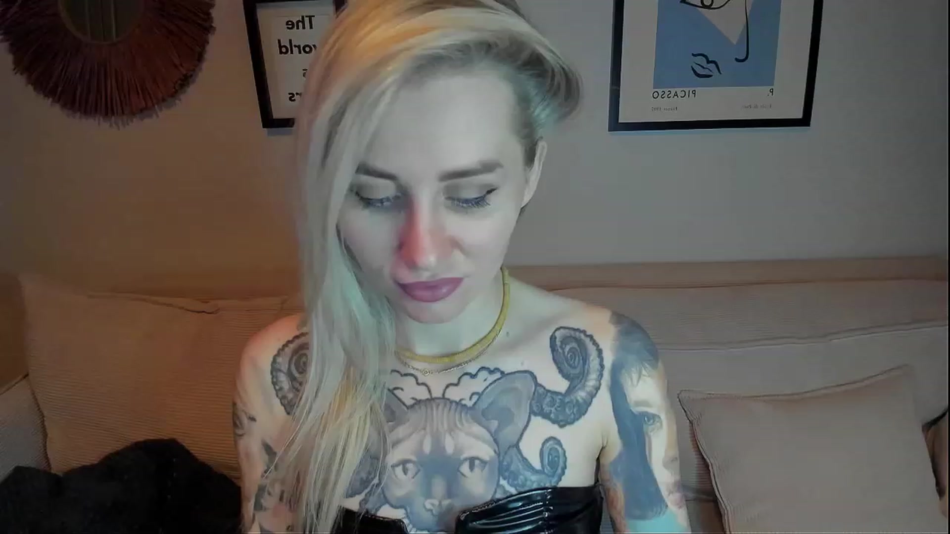 Gallery image thumbnail from Alexa_Smithhh's myfreecams stream on, 02/15/2024, 18:22 image 13 of 20