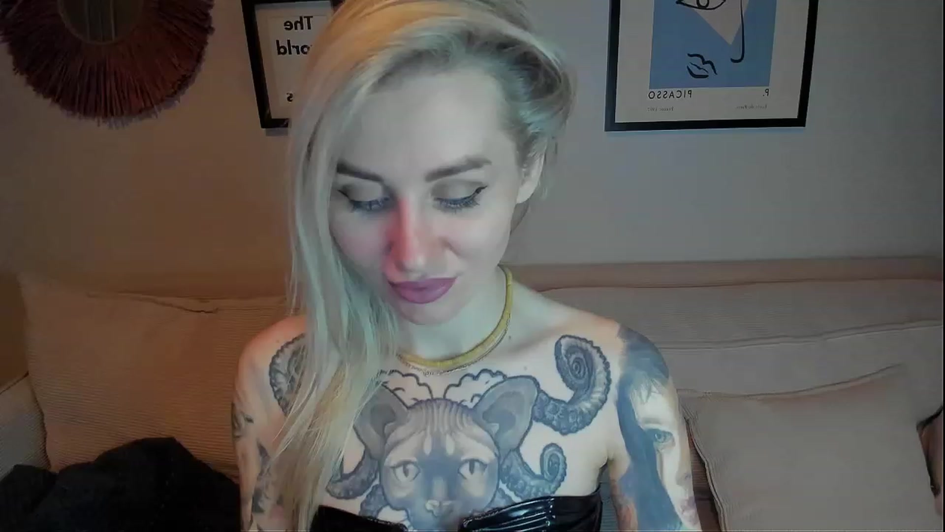 Gallery image thumbnail from Alexa_Smithhh's myfreecams stream on, 02/15/2024, 18:22 image 6 of 20