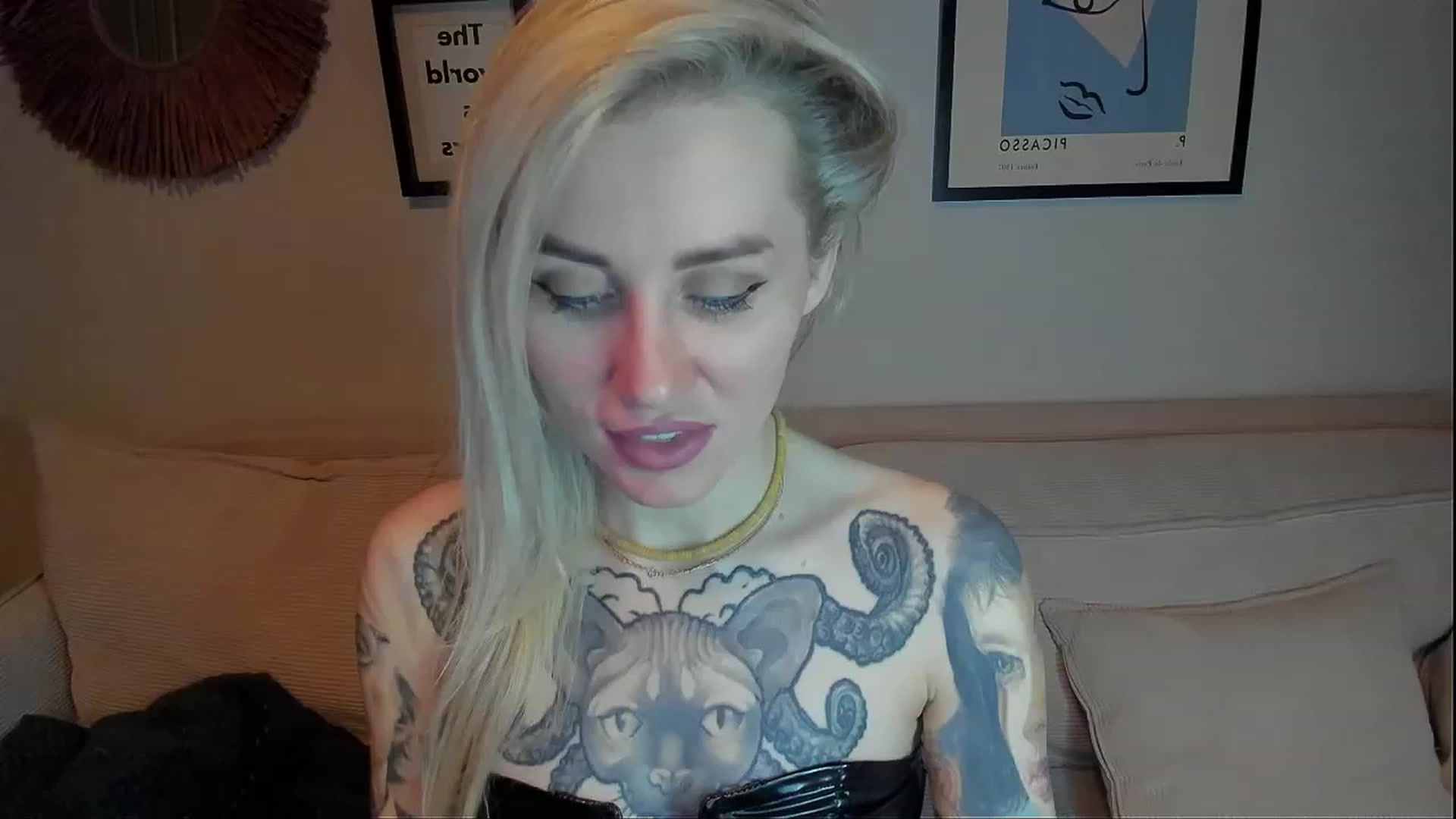 Gallery image thumbnail from Alexa_Smithhh's myfreecams stream on, 02/15/2024, 18:22 image 7 of 20