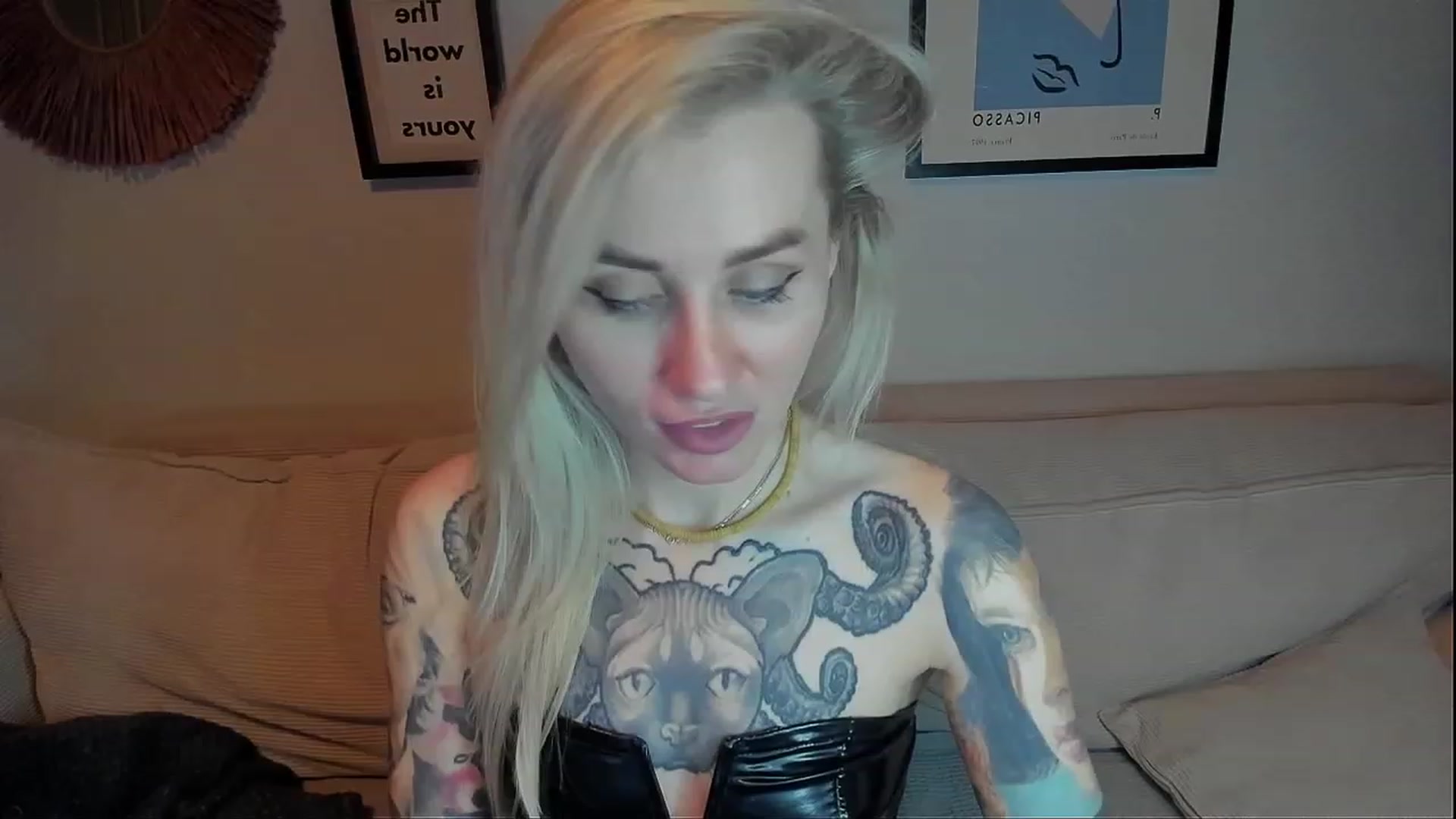 Gallery image thumbnail from Alexa_Smithhh's myfreecams stream on, 02/15/2024, 20:35 image 4 of 20