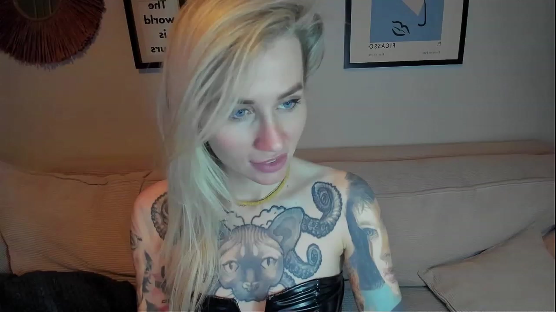 Gallery image thumbnail from Alexa_Smithhh's myfreecams stream on, 02/15/2024, 20:35 image 19 of 20