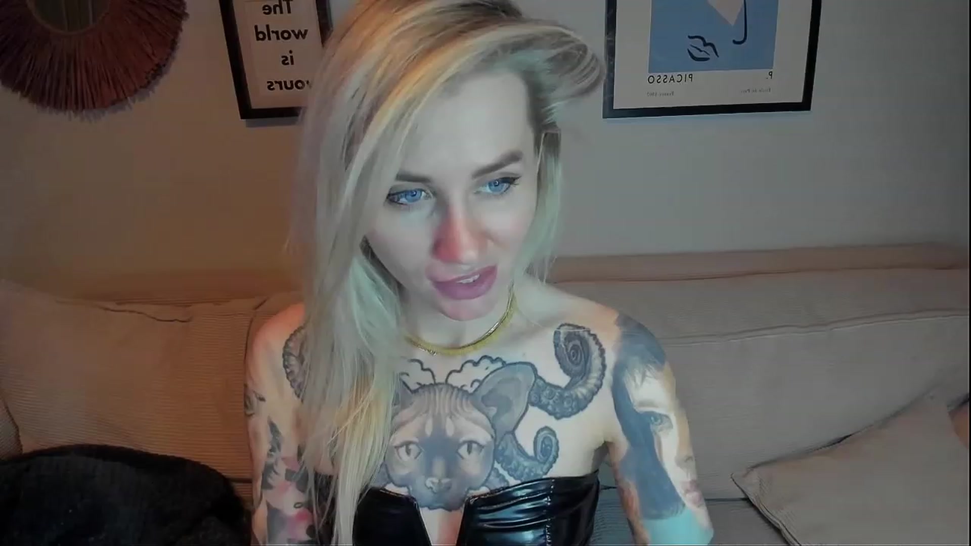 Gallery image thumbnail from Alexa_Smithhh's myfreecams stream on, 02/15/2024, 20:35 image 10 of 20