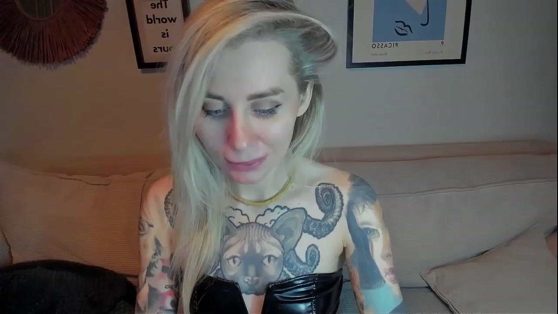 Gallery image thumbnail from Alexa_Smithhh's myfreecams stream on, 02/15/2024, 20:35 image 11 of 20