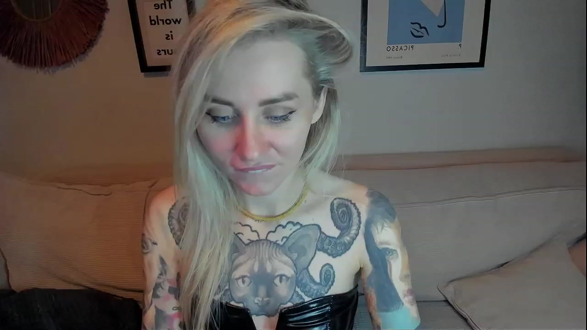 Gallery image thumbnail from Alexa_Smithhh's myfreecams stream on, 02/15/2024, 20:35 image 15 of 20