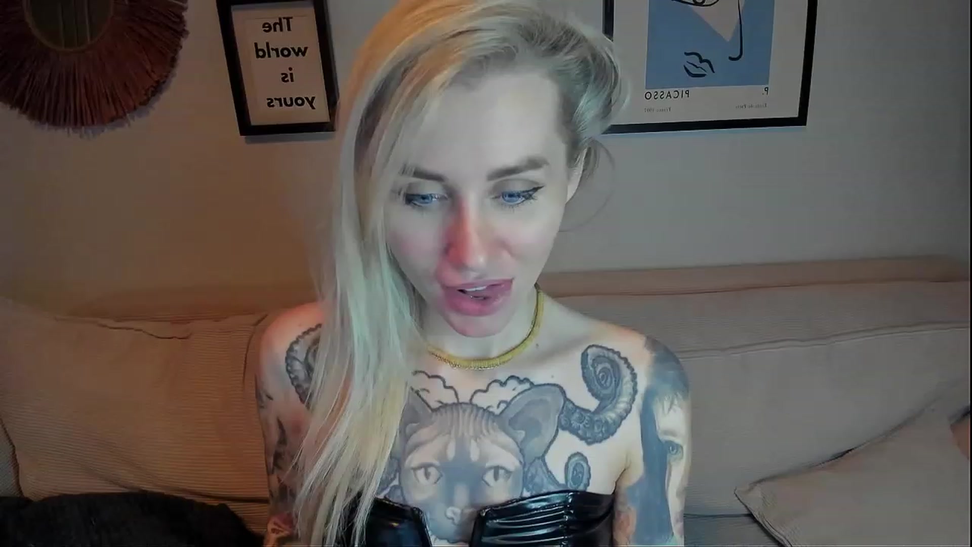 Gallery image thumbnail from Alexa_Smithhh's myfreecams stream on, 02/15/2024, 21:01 image 17 of 20