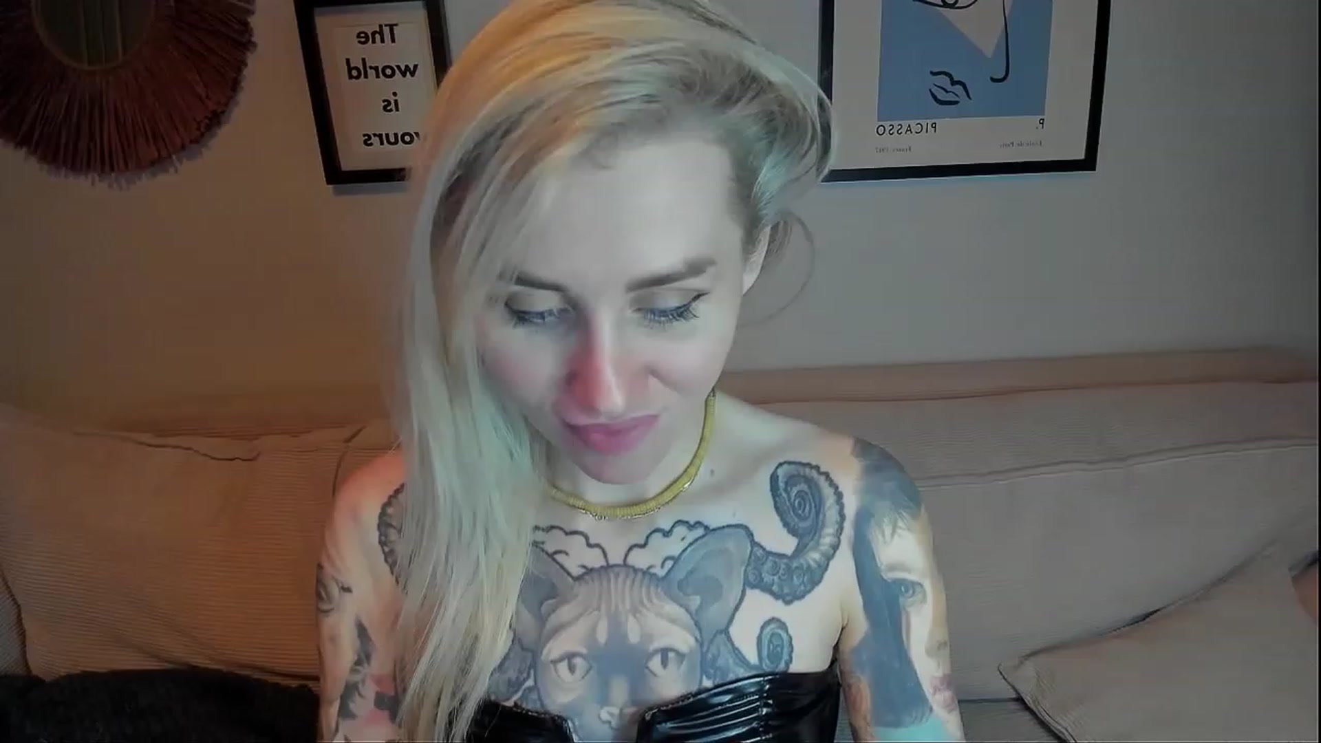 Gallery image thumbnail from Alexa_Smithhh's myfreecams stream on, 02/15/2024, 21:01 image 16 of 20