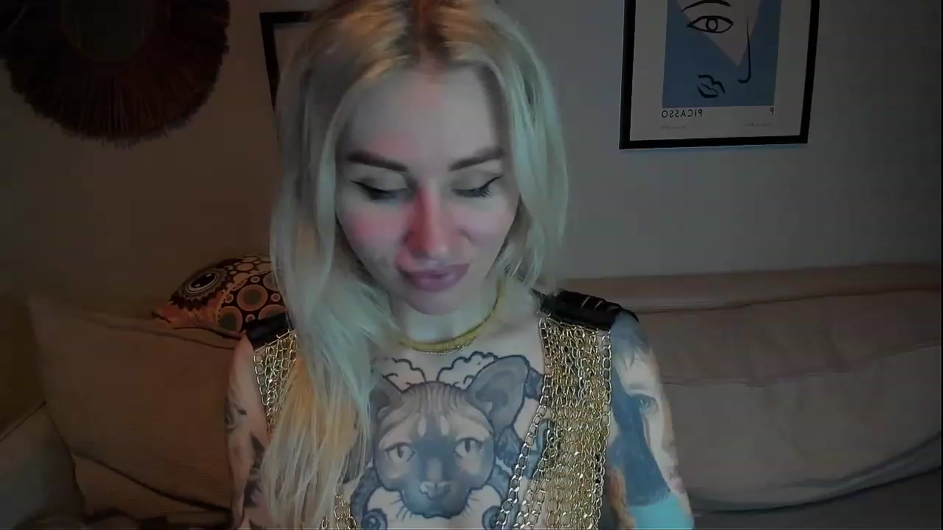 Gallery image thumbnail from Alexa_Smithhh's myfreecams stream on, 02/18/2024, 18:33 image 5 of 20