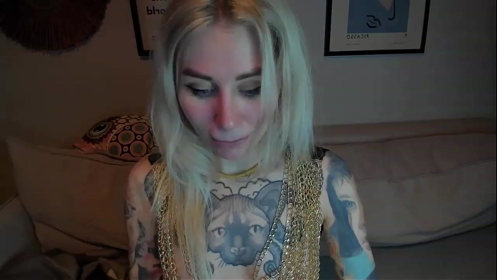 Gallery image thumbnail from Alexa_Smithhh's myfreecams stream on, 02/18/2024, 18:33 image 18 of 20