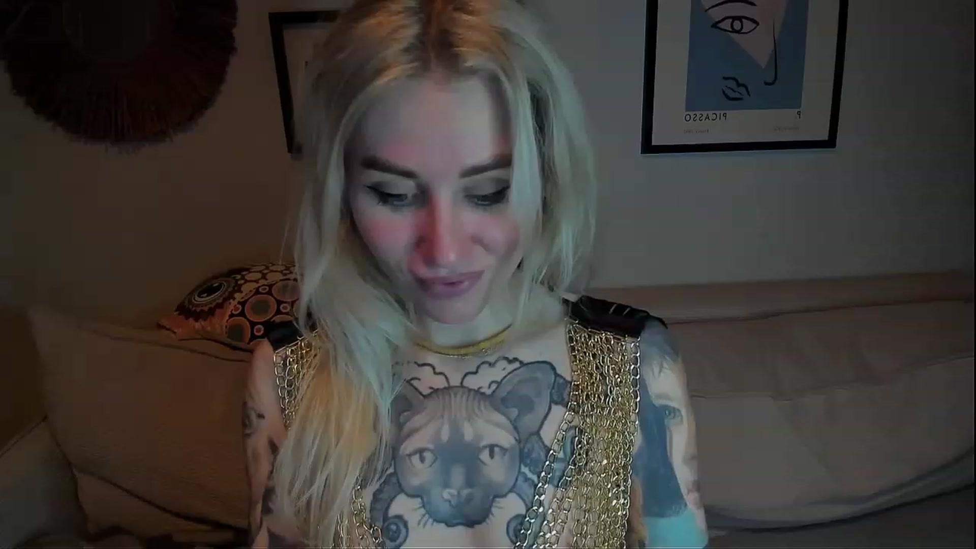 Gallery image thumbnail from Alexa_Smithhh's myfreecams stream on, 02/18/2024, 18:33 image 4 of 20