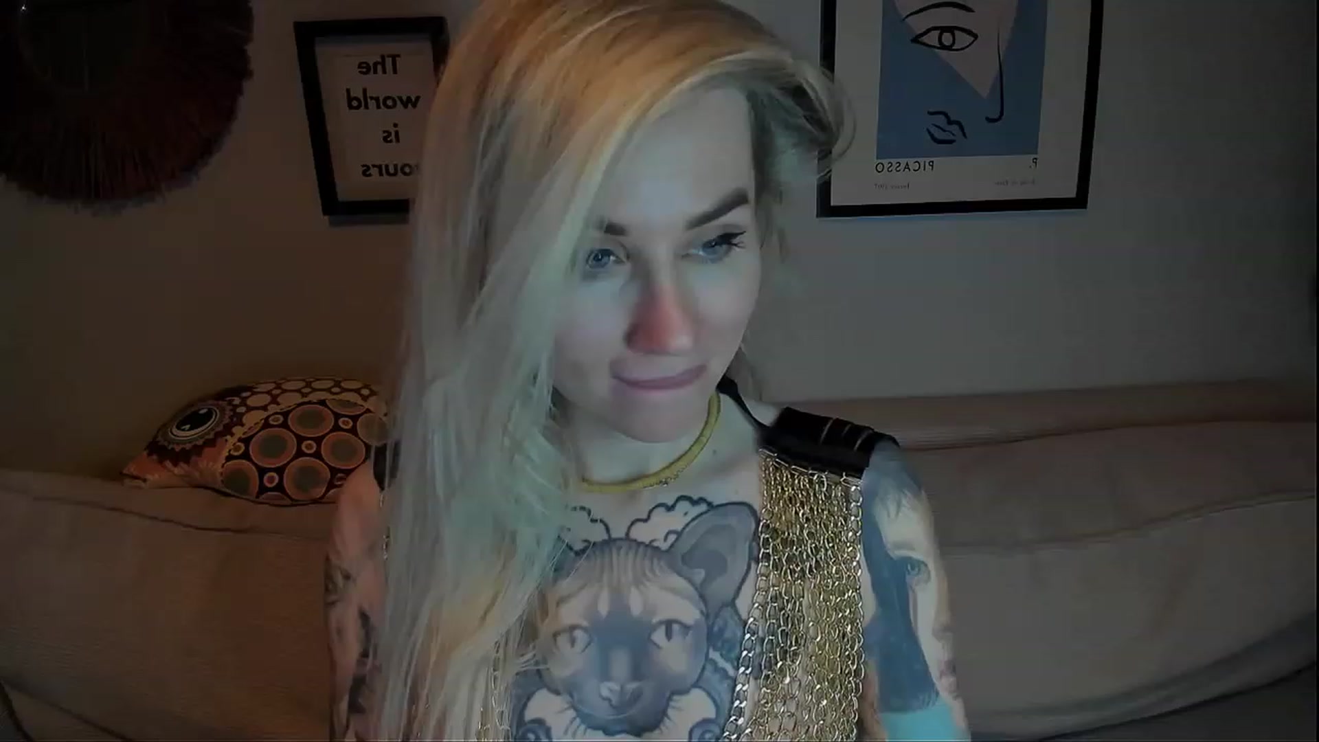 Gallery image thumbnail from Alexa_Smithhh's myfreecams stream on, 02/18/2024, 19:54 image 15 of 20