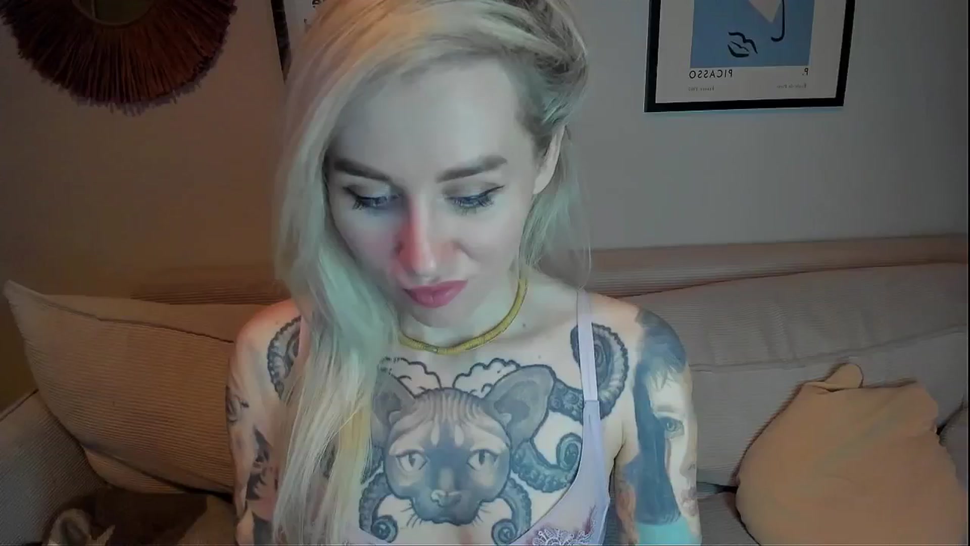 Gallery image thumbnail from Alexa_Smithhh's myfreecams stream on, 02/20/2024, 19:33 image 6 of 20
