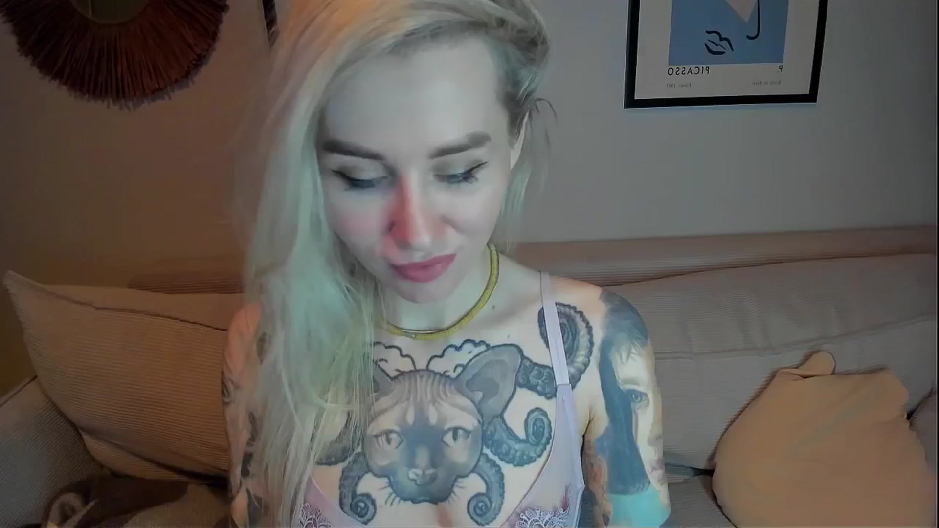 Gallery image thumbnail from Alexa_Smithhh's myfreecams stream on, 02/20/2024, 19:33 image 3 of 20