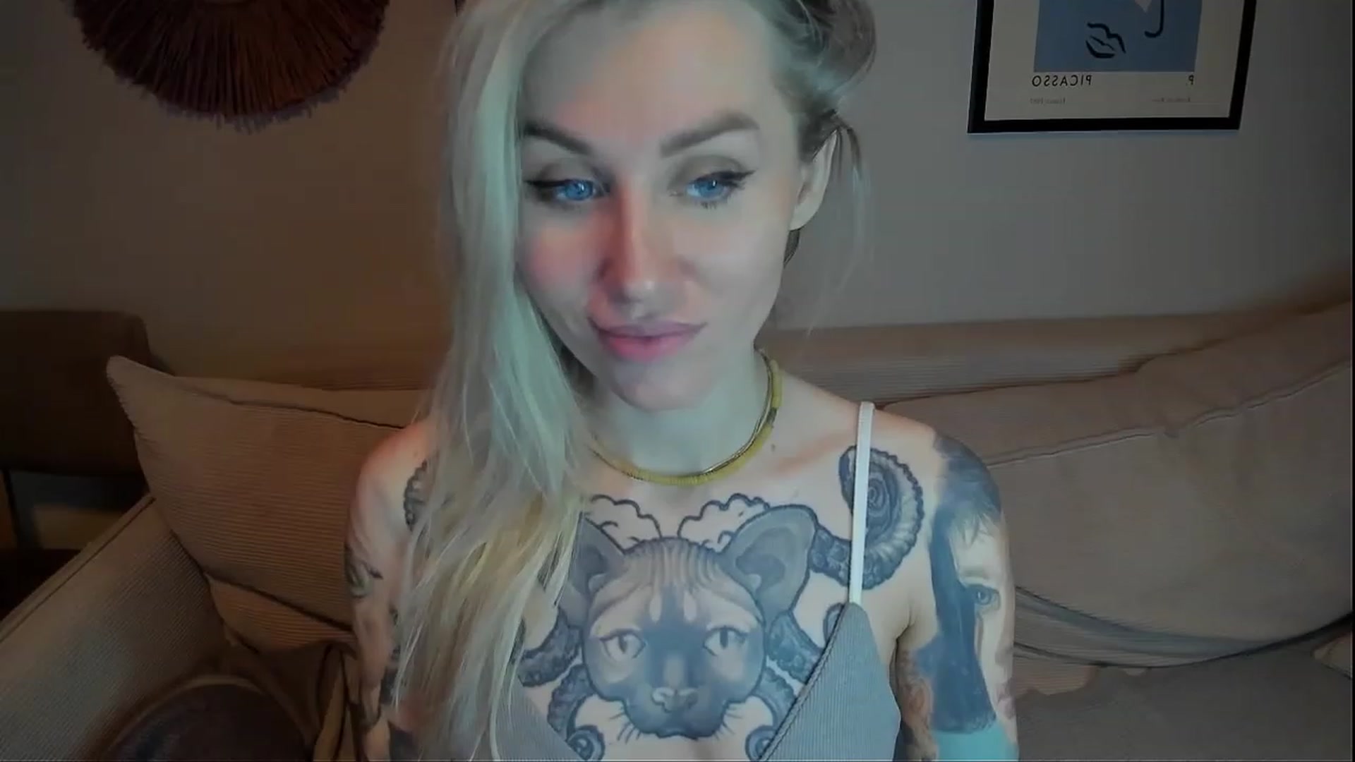 Gallery image thumbnail from Alexa_Smithhh's myfreecams stream on, 02/23/2024, 19:09 image 13 of 20