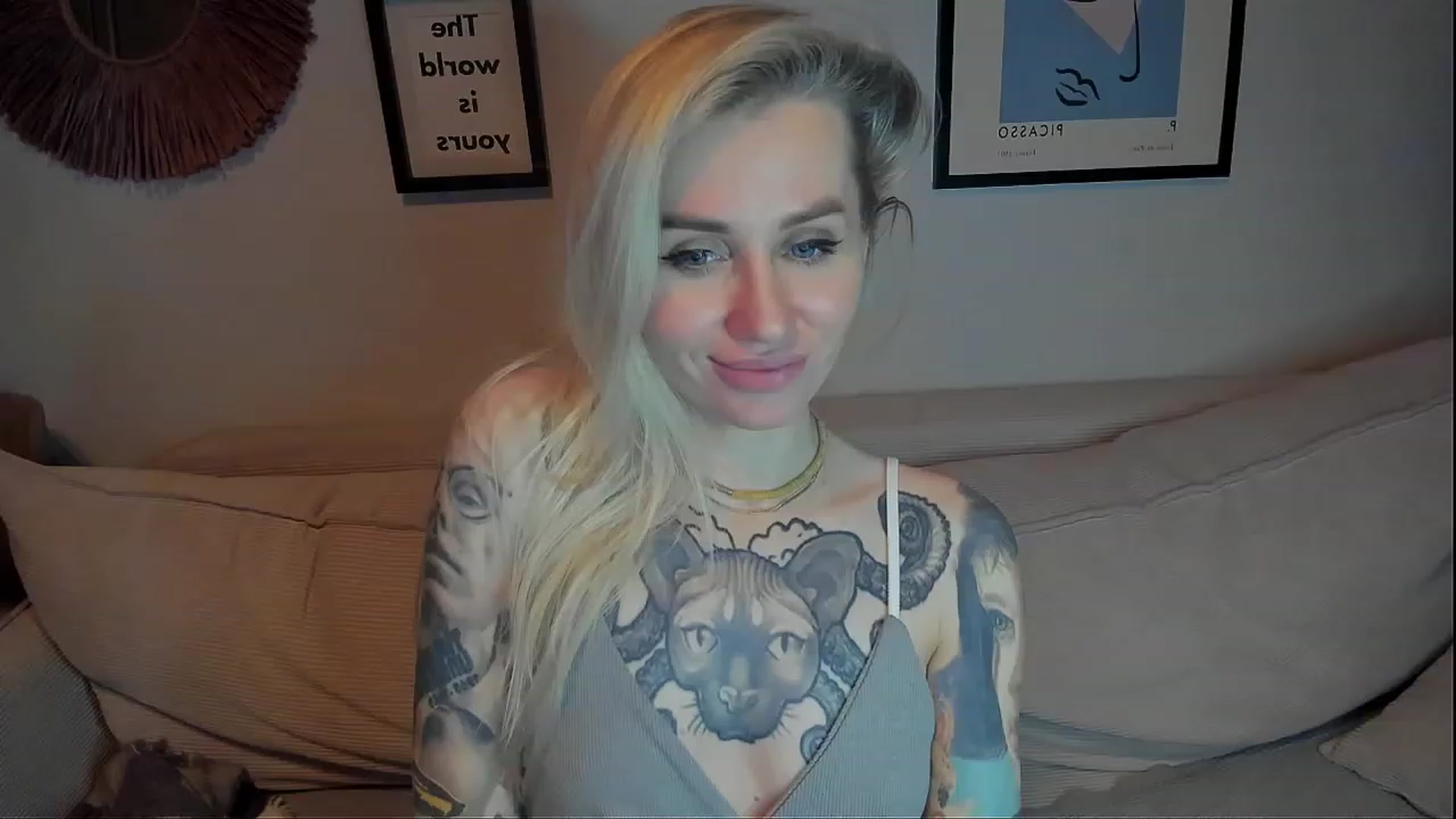 Gallery image thumbnail from Alexa_Smithhh's myfreecams stream on, 02/23/2024, 21:07 image 18 of 20