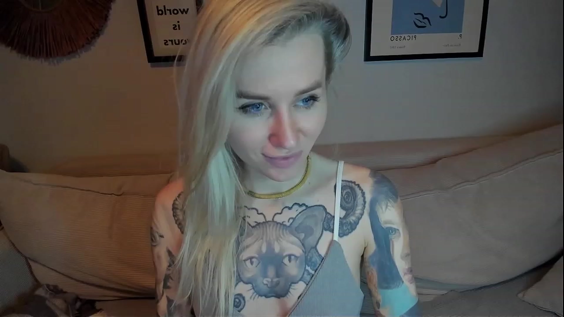 Gallery image thumbnail from Alexa_Smithhh's myfreecams stream on, 02/23/2024, 21:40 image 6 of 20