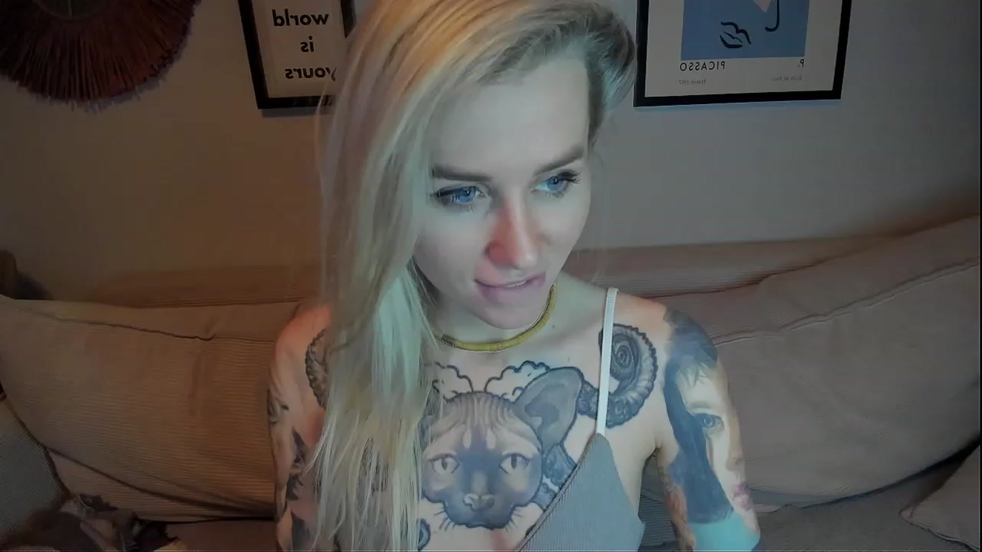 Gallery image thumbnail from Alexa_Smithhh's myfreecams stream on, 02/23/2024, 21:40 image 8 of 20