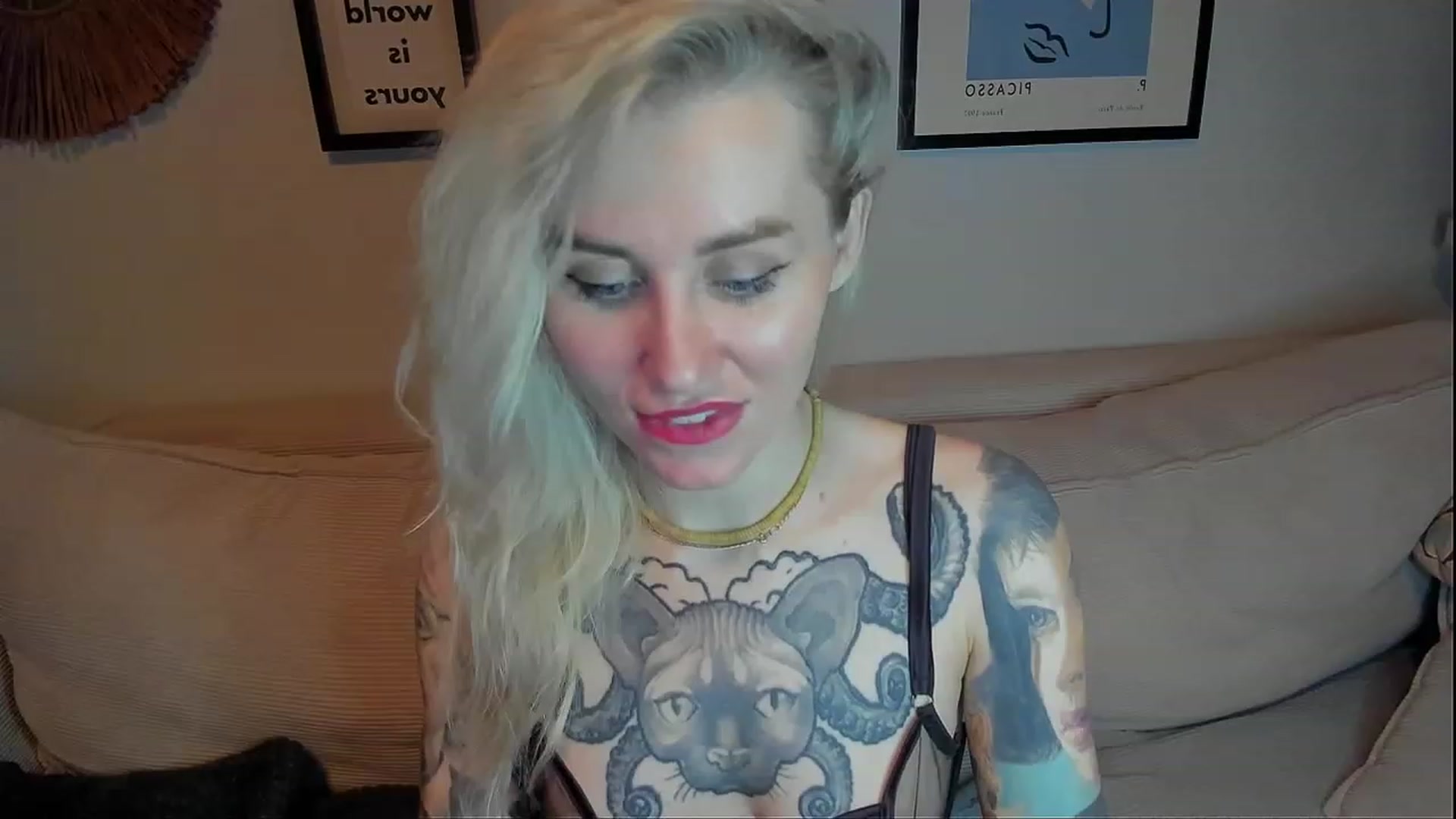 Gallery image thumbnail from Alexa_Smithhh's myfreecams stream on, 02/25/2024, 20:58 image 17 of 20