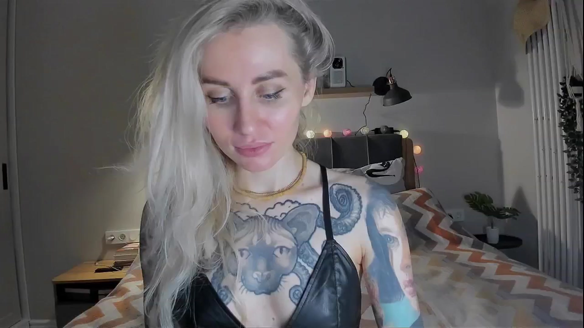 Gallery image thumbnail from Alexa_Smithhh's myfreecams stream on, 03/01/2024, 20:11 image 1 of 20