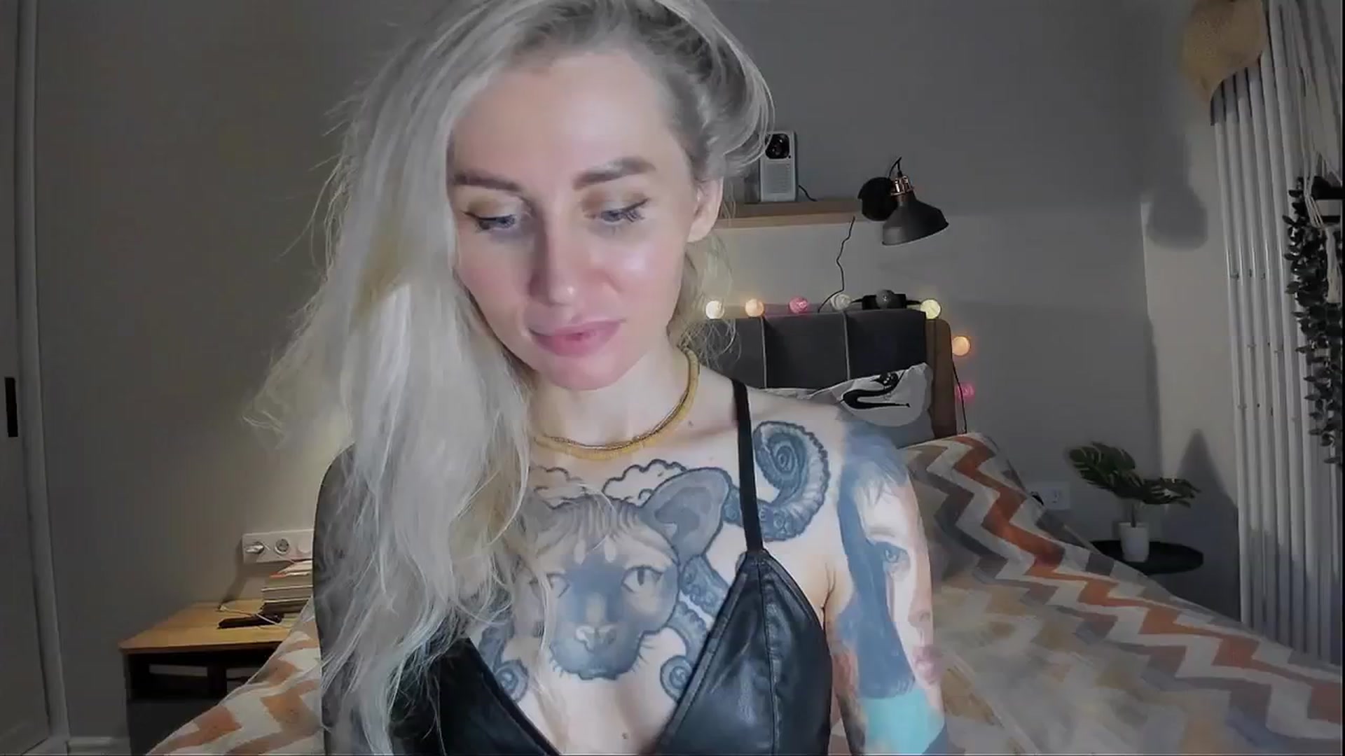 Gallery image thumbnail from Alexa_Smithhh's myfreecams stream on, 03/01/2024, 20:11 image 6 of 20