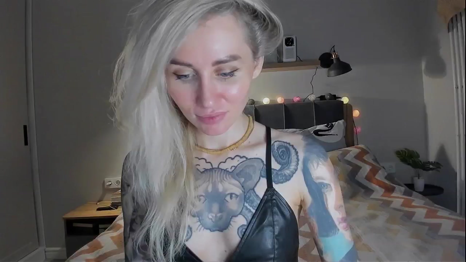 Gallery image thumbnail from Alexa_Smithhh's myfreecams stream on, 03/01/2024, 20:11 image 17 of 20