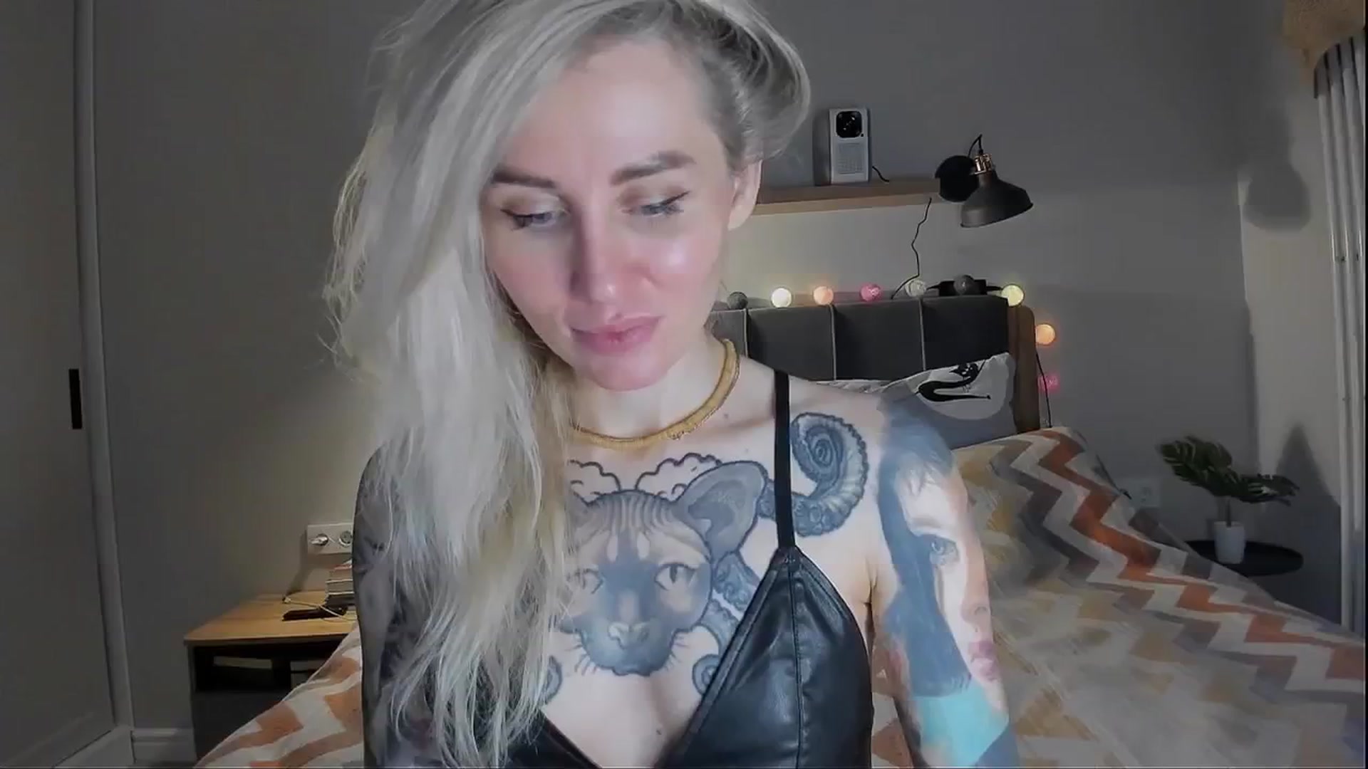 Gallery image thumbnail from Alexa_Smithhh's myfreecams stream on, 03/01/2024, 20:11 image 18 of 20