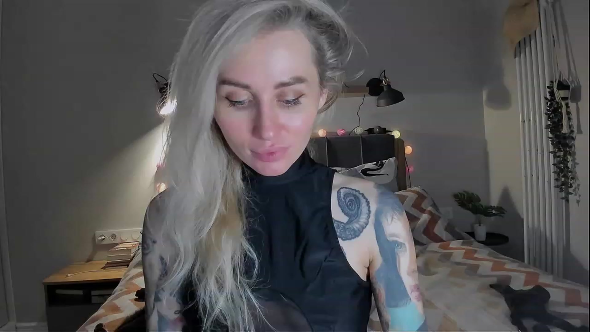 Gallery image thumbnail from Alexa_Smithhh's myfreecams stream on, 03/01/2024, 22:45 image 16 of 20