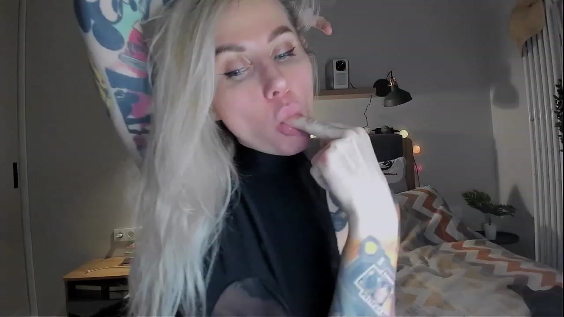 Gallery image thumbnail from Alexa_Smithhh's myfreecams stream on, 03/01/2024, 22:45 image 8 of 20