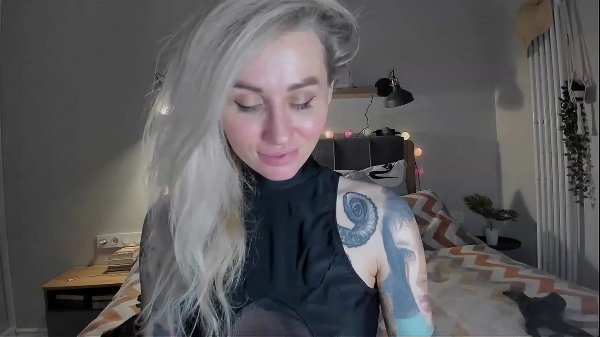 Gallery image thumbnail from Alexa_Smithhh's myfreecams stream on, 03/01/2024, 22:45 image 19 of 20
