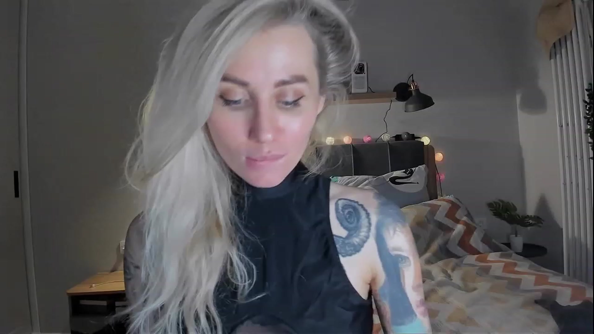 Gallery image thumbnail from Alexa_Smithhh's myfreecams stream on, 03/01/2024, 22:45 image 7 of 20