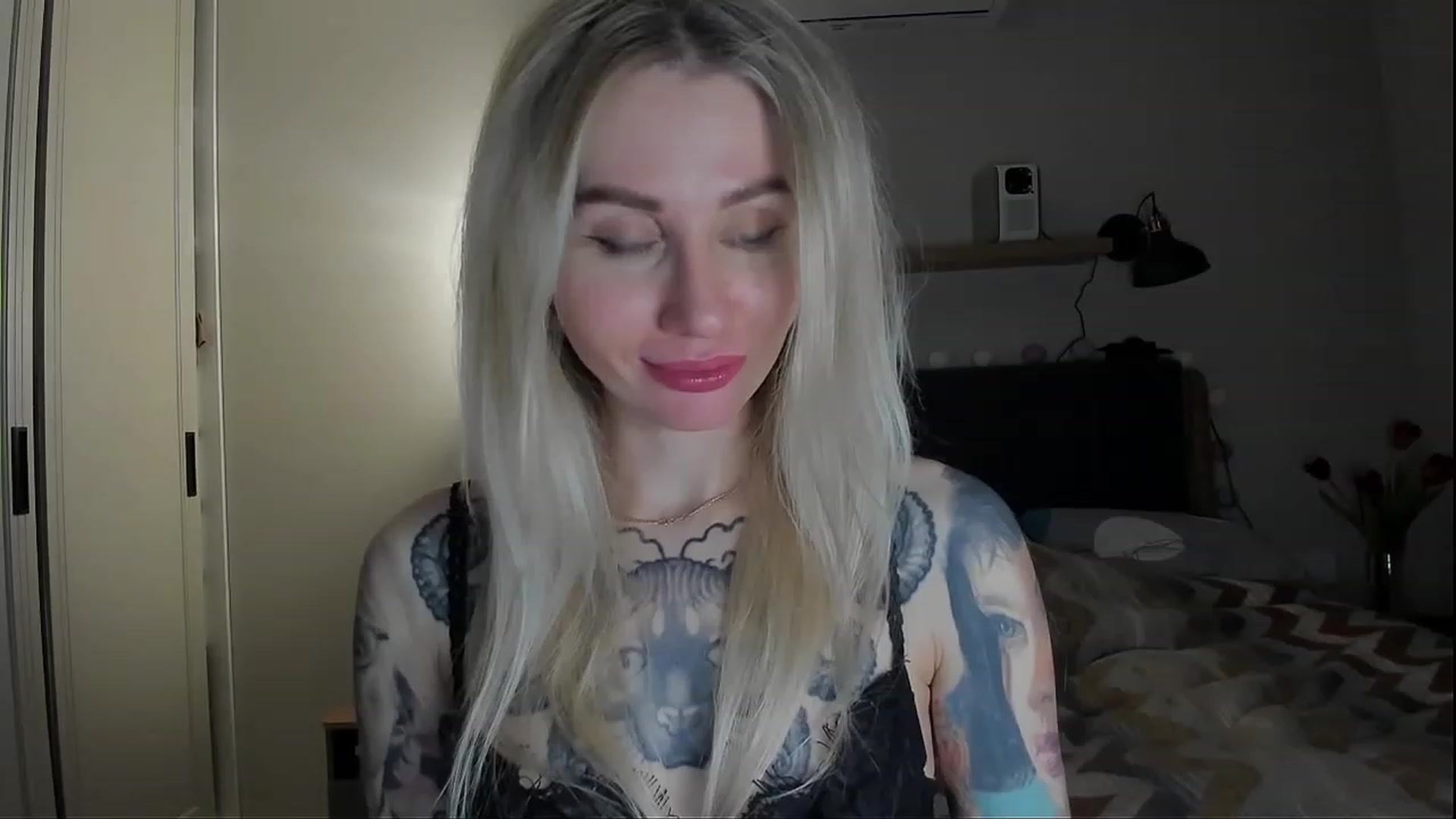 Gallery image thumbnail from Alexa_Smithhh's myfreecams stream on, 03/10/2024, 18:08 image 4 of 20