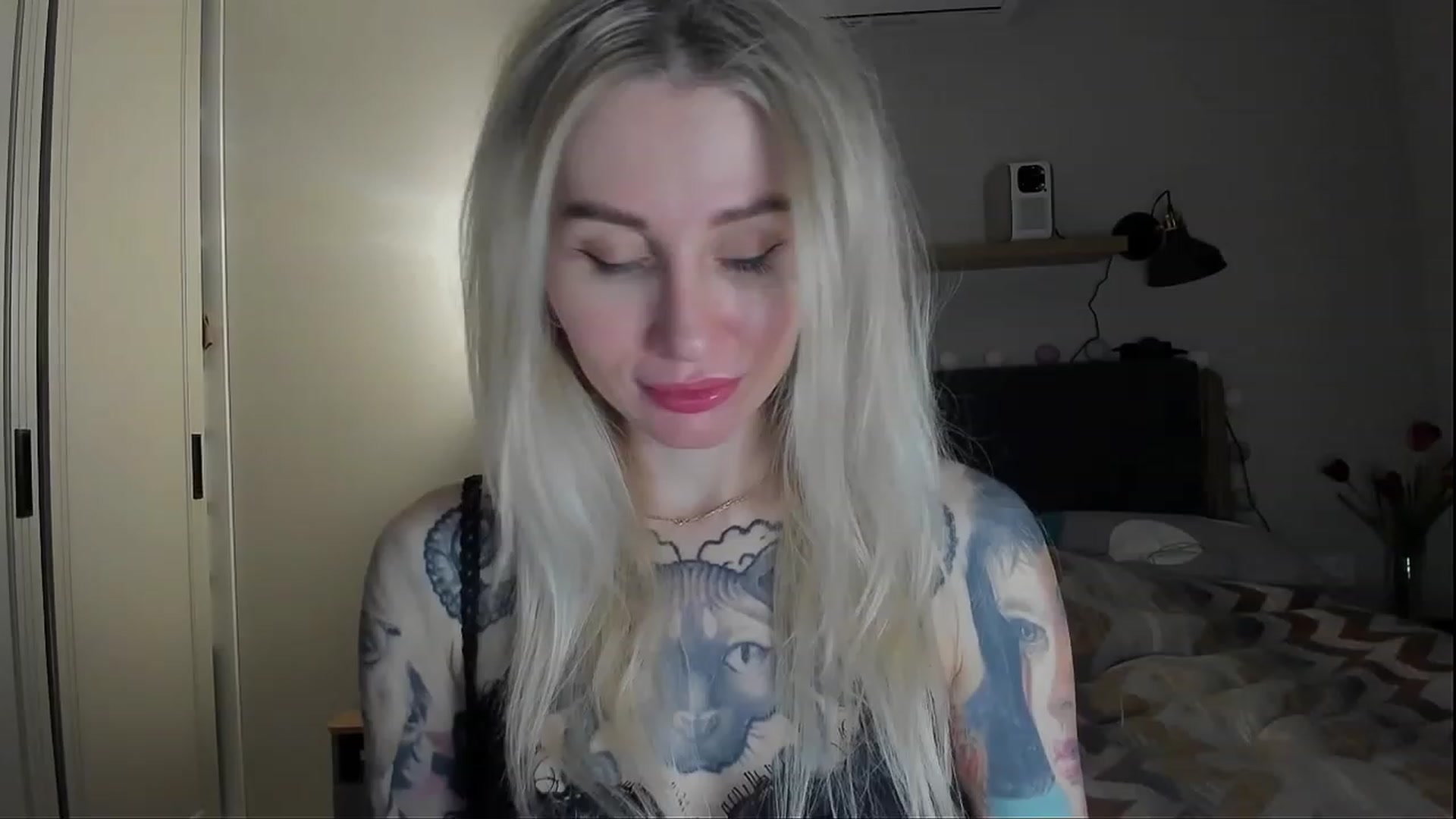 Gallery image thumbnail from Alexa_Smithhh's myfreecams stream on, 03/10/2024, 18:08 image 1 of 20