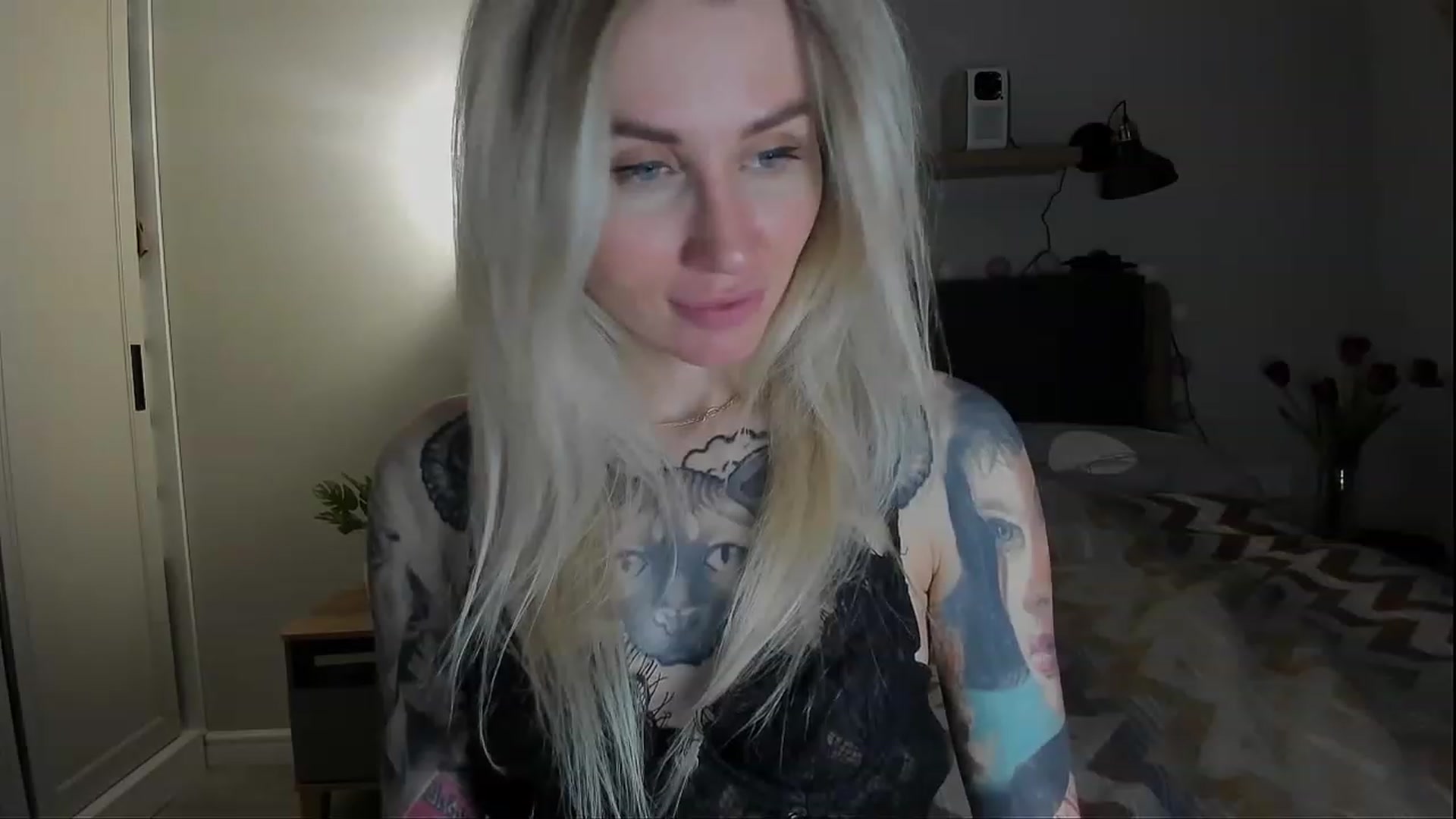 Gallery image thumbnail from Alexa_Smithhh's myfreecams stream on, 03/10/2024, 21:15 image 15 of 20