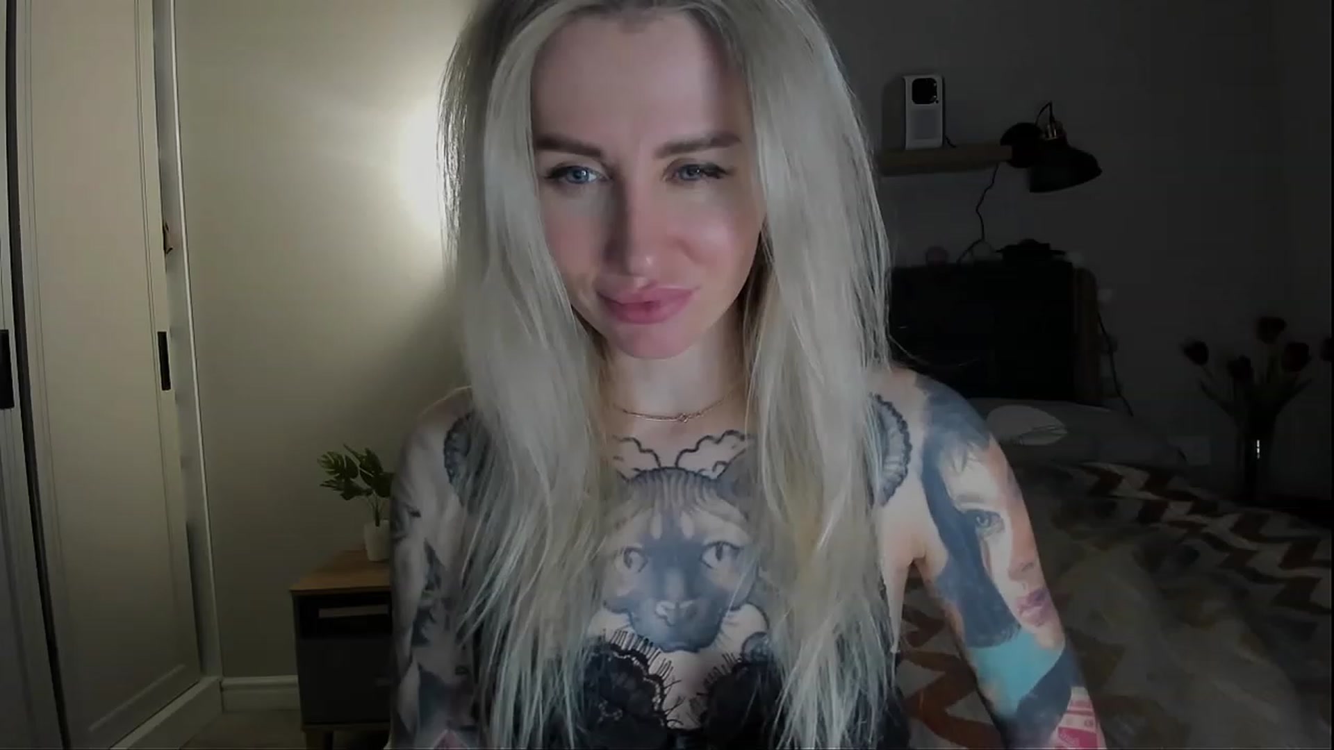 Gallery image thumbnail from Alexa_Smithhh's myfreecams stream on, 03/10/2024, 21:15 image 9 of 20