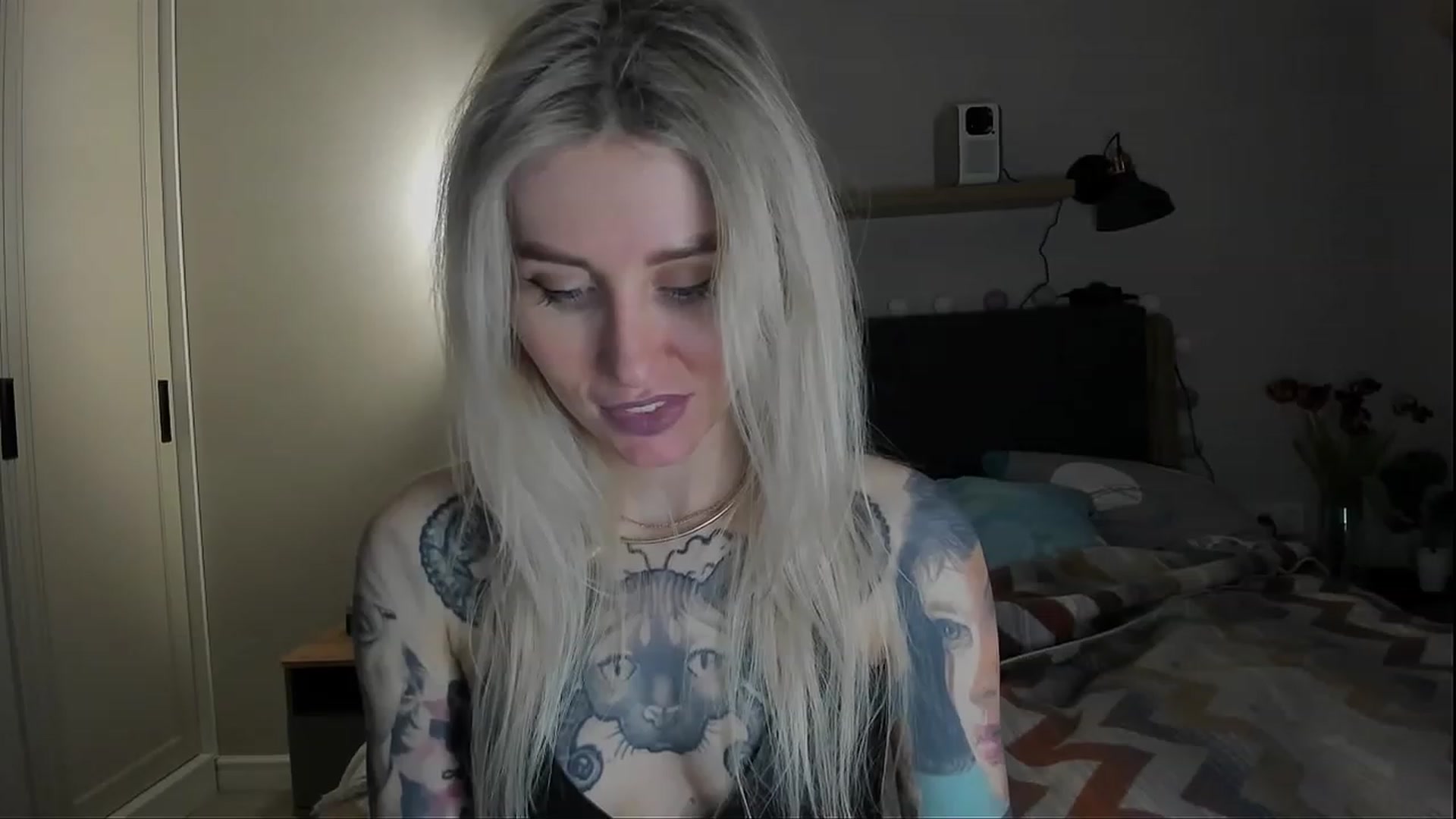 Gallery image thumbnail from Alexa_Smithhh's myfreecams stream on, 03/12/2024, 21:00 image 8 of 20