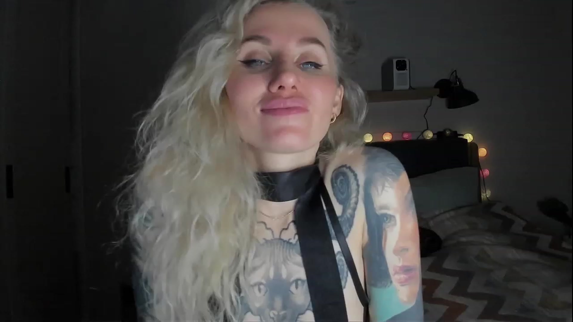 Gallery image thumbnail from Alexa_Smithhh's myfreecams stream on, 03/14/2024, 19:28 image 15 of 20