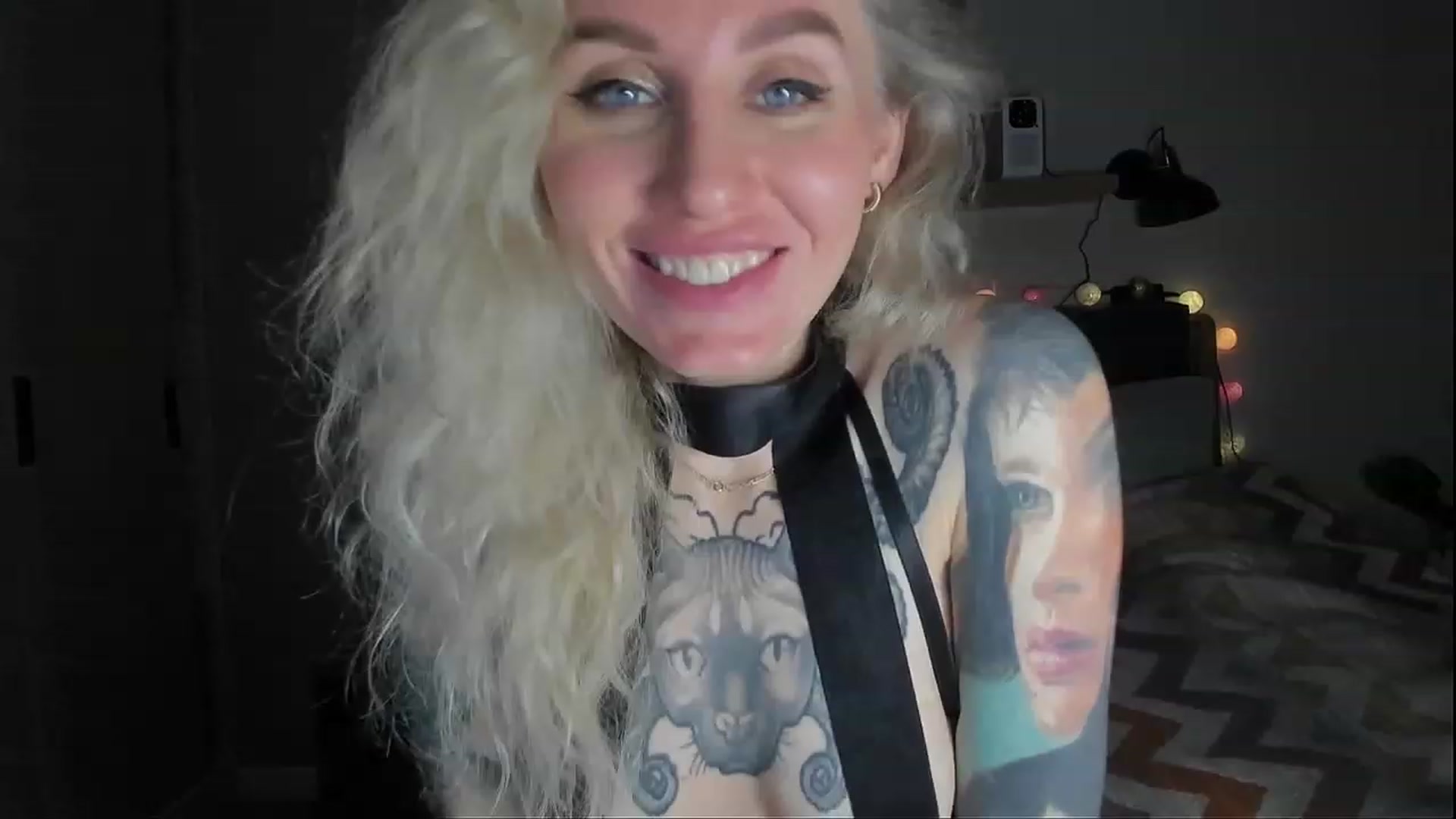 Gallery image thumbnail from Alexa_Smithhh's myfreecams stream on, 03/14/2024, 19:28 image 18 of 20