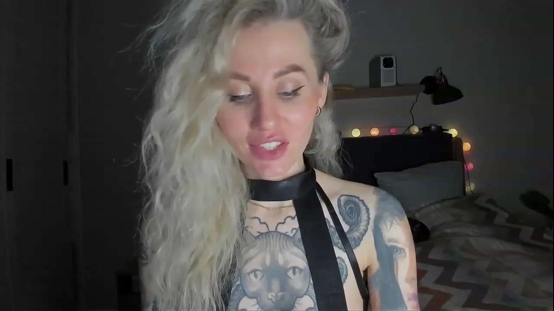 Gallery image thumbnail from Alexa_Smithhh's myfreecams stream on, 03/14/2024, 19:28 image 10 of 20