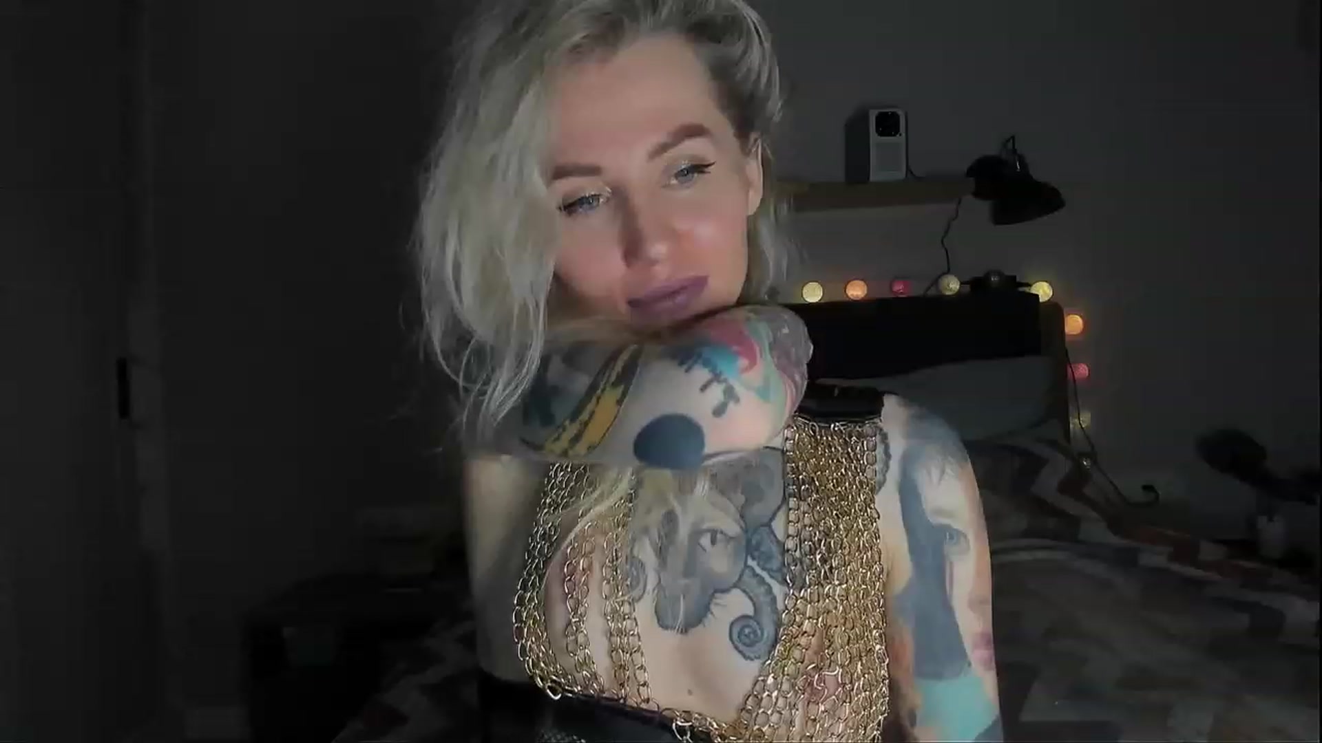 Gallery image thumbnail from Alexa_Smithhh's myfreecams stream on, 03/15/2024, 20:03 image 4 of 20