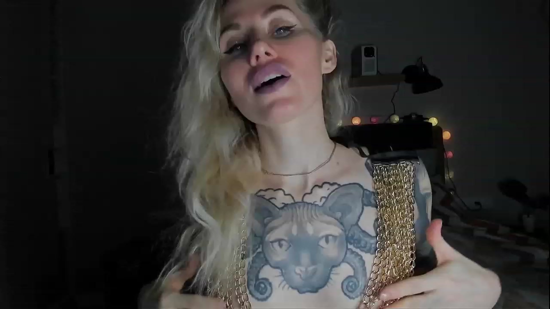 Gallery image thumbnail from Alexa_Smithhh's myfreecams stream on, 03/15/2024, 20:03 image 2 of 20