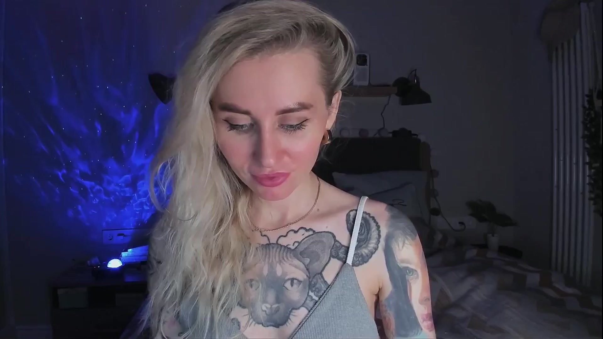 Gallery image thumbnail from Alexa_Smithhh's myfreecams stream on, 03/22/2024, 22:47 image 6 of 20