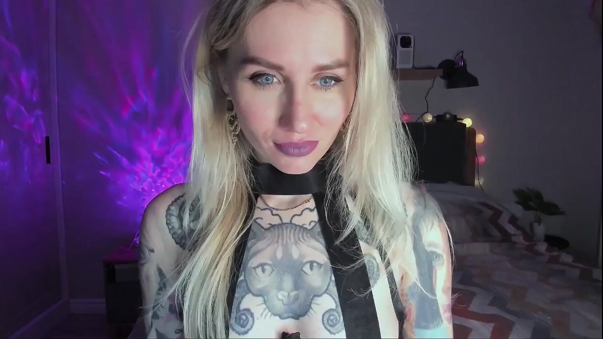 Gallery image thumbnail from Alexa_Smithhh's myfreecams stream on, 03/24/2024, 20:43 image 1 of 20