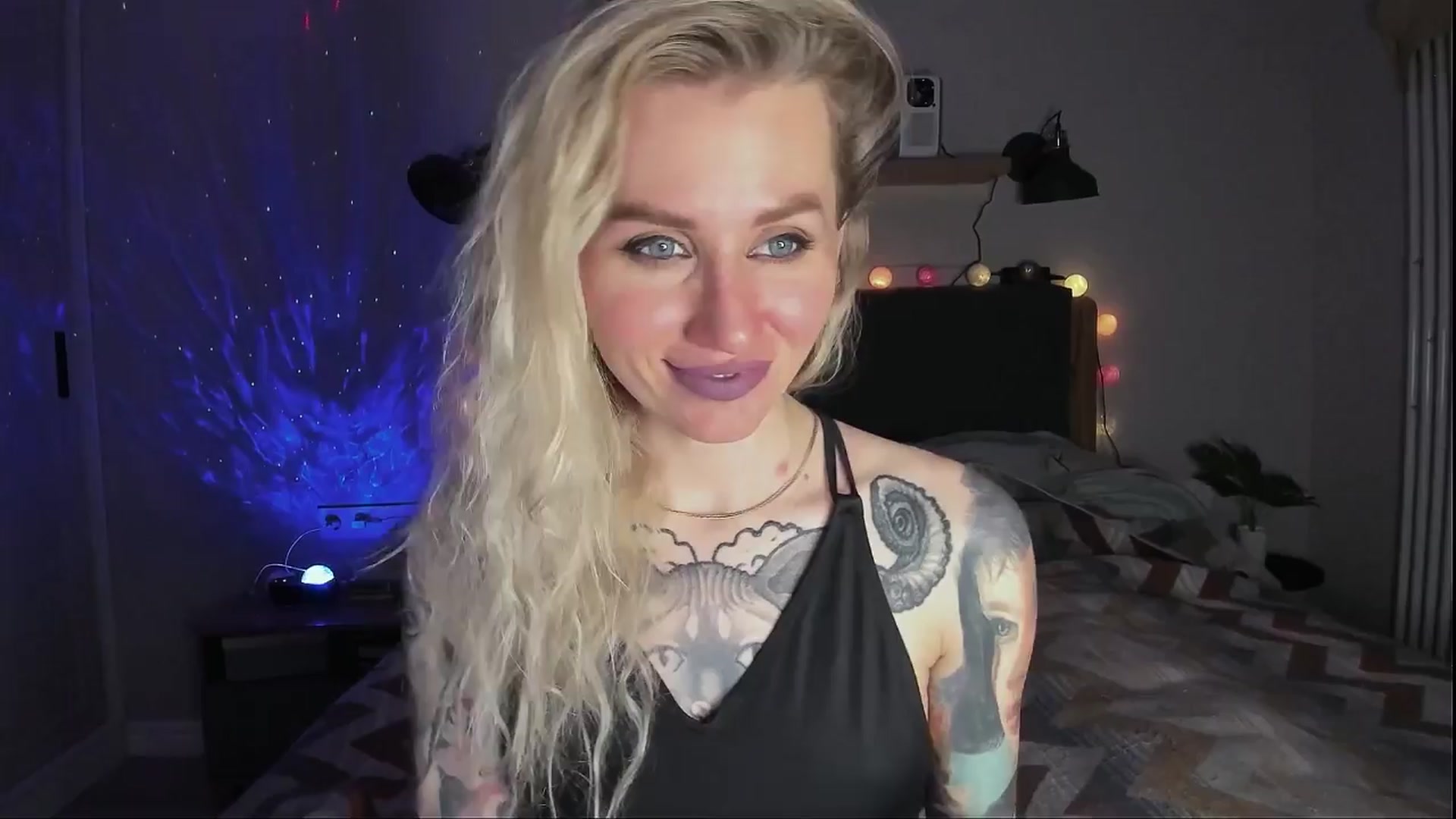 Gallery image thumbnail from Alexa_Smithhh's myfreecams stream on, 03/28/2024, 18:45 image 1 of 20